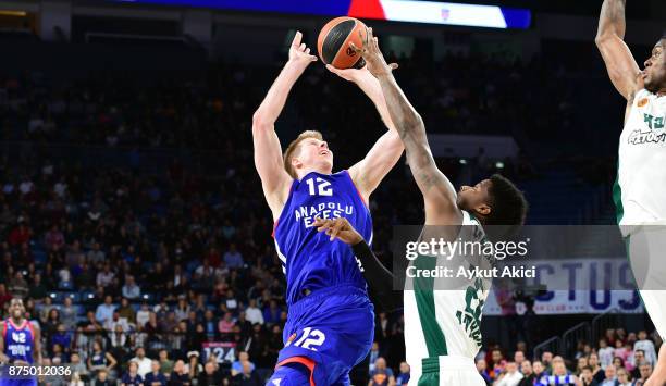 Brock Motum, #12 of Anadolu Efes Istanbul in action during the 2017/2018 Turkish Airlines EuroLeague Regular Season Round 8 game between Anadolu Efes...