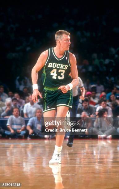 Jack Sikma of the Milwaukee Bucks runs on the court during Game 3 of the NBA Eastern Division Finals against the Philadelphia 76ers on April 30, 1991...