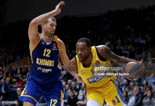 Deshaun Thomas, #1 of Maccabi Fox Tel Aviv competes with Sergey Monia, #12 of Khimki Moscow Region in action during the 2017/2018 Turkish Airlines...