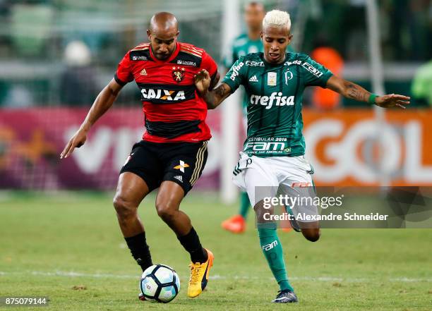 Patrick of Sport Recife and Tche Tche of Palmeiras in action during the match between Palmeiras and Sport Recife for the Brasileirao Series A 2017 at...