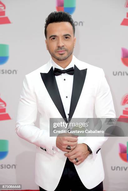 Luis Fonsi attends the 18th Annual Latin Grammy Awards at MGM Grand Garden Arena on November 16, 2017 in Las Vegas, Nevada.