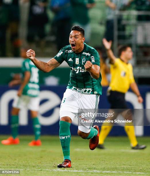 Antonio Carlos of Palmeiras celebrates their third goal during the match against Sport Recife for the Brasileirao Series A 2017 at Allianz Parque...