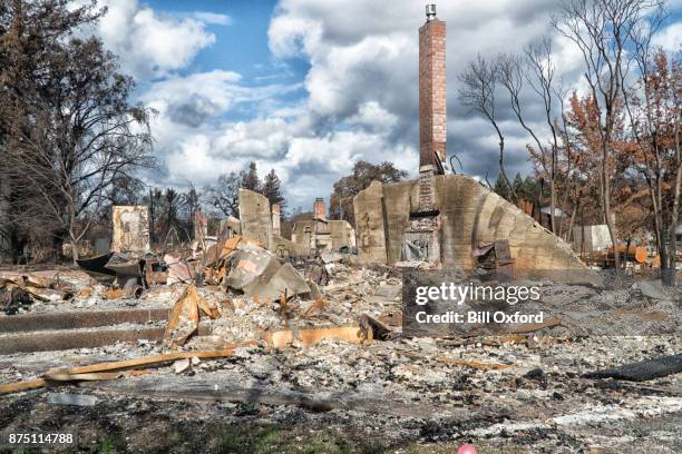 burned neighborhood - burnt stock pictures, royalty-free photos & images