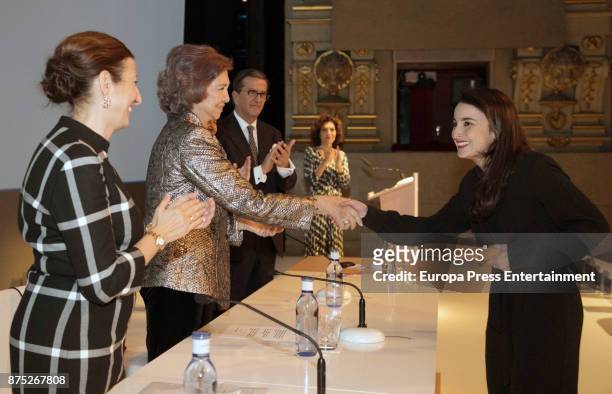 Queen Sofia attends the 32nd edition of BMW Painting Award at the Royal Theatre on November 16, 2017 in Madrid, Spain.