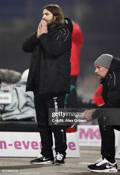 Head coach Torsten Frings of Darmstadt reacts during the Second Bundesliga match between SV Darmstadt 98 and SV Sandhausen at Jonathan-Heimes-Stadion...