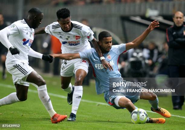 Monaco's Brazilian defender Jorge vies with Amiens' South African midfielder Bongani Zungu during the French L1 Football match Amiens vs Monaco on...
