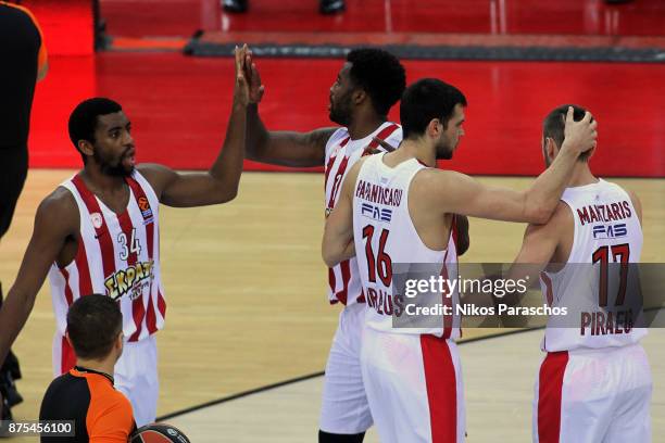 Players of Olympiacos react after the final whistle during the 2017/2018 Turkish Airlines EuroLeague Regular Season Round 8 game between Olympiacos...