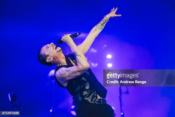 Dave Gahan of Depeche Mode performs at Manchester Arena on November 17, 2017 in Manchester, England.
