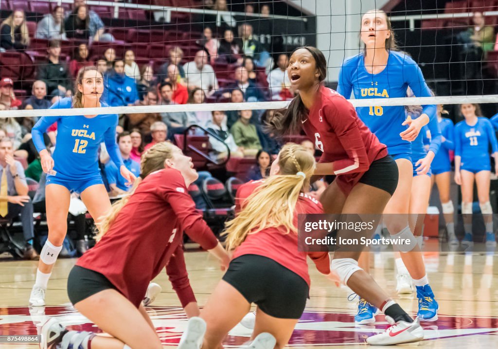 COLLEGE VOLLEYBALL: NOV 16 UCLA at Stanford