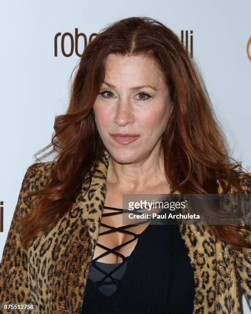 Actress Lisa Ann Walter attends the Lupus LA 15th annual Hollywood Bag Ladies Lunch at The Beverly Hilton Hotel on November 17, 2017 in Beverly...