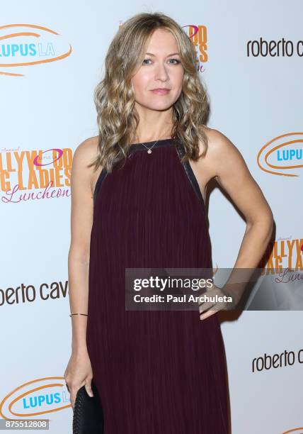 Actress Ali Hillis attends the Lupus LA 15th annual Hollywood Bag Ladies Lunch at The Beverly Hilton Hotel on November 17, 2017 in Beverly Hills,...