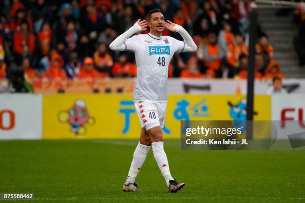 Jay Bothroyd of Consadole Sapporo celebrates scoring the opening goal during the J.League J1 match between Shimizu S-Pulse and Consadole Sapporo at...