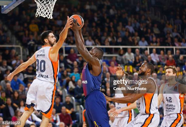 Rakim Sanders during the match between FC Barcelona v Anadolou Efes corresponding to the week 8 of the basketball Euroleague, in Barcelona, on...