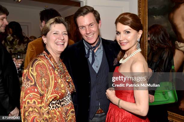 Michelle Edelman, Johnny Emus and Jean Shafiroff attend Edelman Arts: The Infamous Rose Hartman at Edelman Arts on November 17, 2017 in New York City.