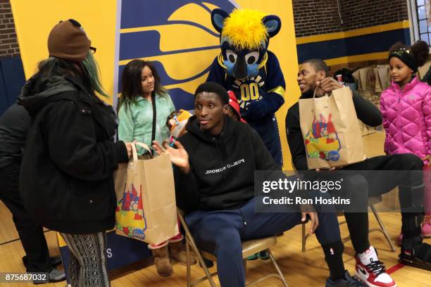 Victor Oladipo and Glenn Robinson III of the Indiana Pacers have teamed up to provide 200 families from Christamore House with Kroger groceries,...