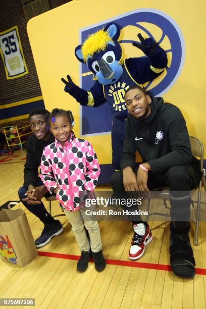 Victor Oladipo and Glenn Robinson III of the Indiana Pacers have teamed up to provide 200 families from Christamore House with Kroger groceries,...
