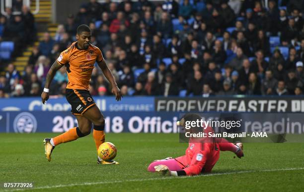 Ivan Cavaleiro of Wolverhampton Wanderers scores a goal to make it 0-1 during the Sky Bet Championship match between Reading and Wolverhampton at...