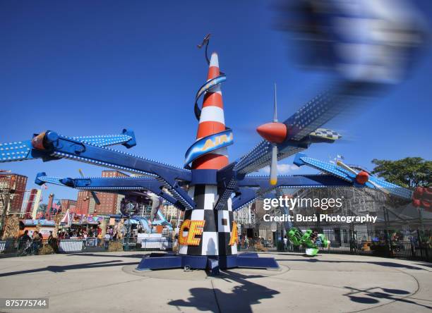 Plane Rides Theme Amusement Park Airplane Photos and Premium High Res Pictures - Getty Images