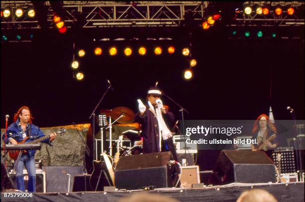 Frank Zander und Band live zur Alliierten-Verabschiedung auf dem Maifeld Berlin