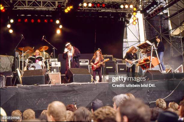 Frank Zander und Band live zur Alliierten-Verabschiedung auf dem Maifeld Berlin