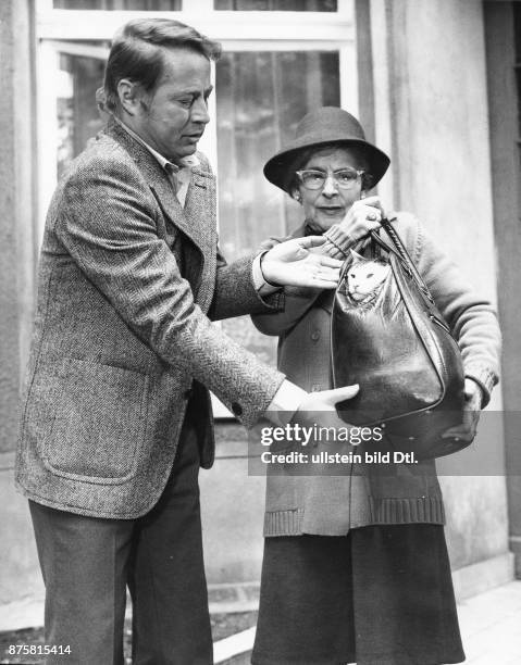 Rene R Roth Rose Renee Roth Stock-Fotos und Bilder - Getty Images
