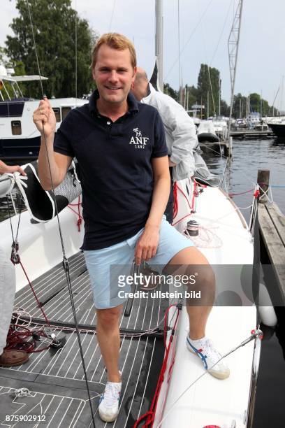Bahr, Daniel - Politician, FDP, Germany, Federal Minister of Health - on a sailing-boat