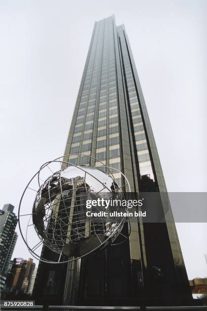 Mit dem Trump-Tower und Trump Hotel an der Fifth Avenue in New York hat sich Donald Trump ein Denkmal gesetzt. Der Glaspalast ist 547 Meter hoch und...