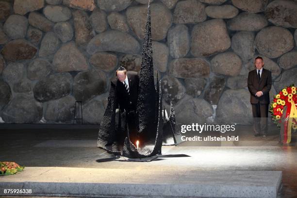 Niebel, Dirk - Politician, FDP, Germany, Federal Minister for Economoc Cooperation and Development - visiting the Holocaust Memorial Yad Vashem...