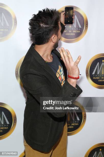 Glen Gabriel takes a selfie at the 8th Annual Hollywood Music in Media Awards at the Avalon Hollywood on November 16, 2017 in Los Angeles, California.