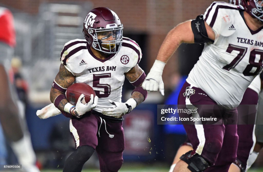COLLEGE FOOTBALL: NOV 18 Texas A&M at Mississippi