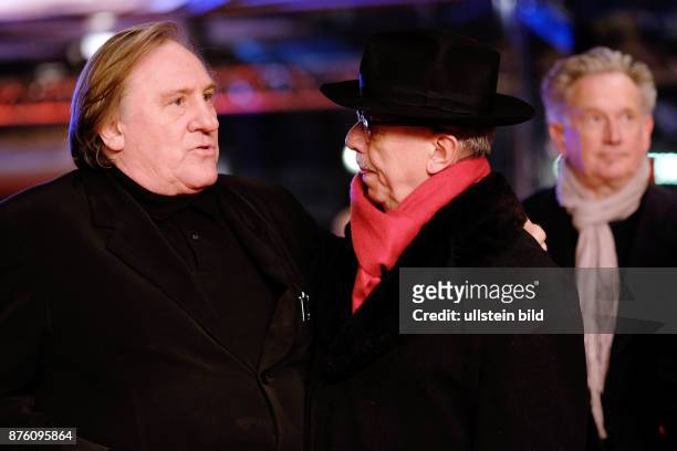 Schauspieler Gérard Depardieu, Festivaldirektor Dieter Kosslick und Regisseur Benoit Delépine während der Premiere des Films -Saint Amour- anlässlich...