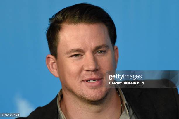 Schauspieler Channing Tatum während des Photocalls zum Film -Hail, Caesar anlässlich der 66. Internationalen Filmfestspiele Berlin