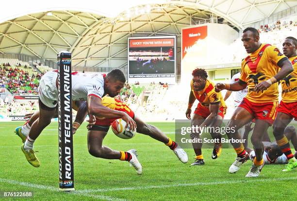 Kallum Watkins of England scores a try during the 2017 Rugby League World Cup Quarter Final match between England and Papua New Guinea Kumuls at AAMI...