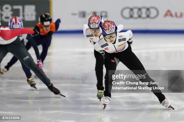 Choi Min-Jeong of South Korea and Shim Suk-Hee of South Korea compete in Ladies 1000m Final A during the Audi ISU World Cup Short Track Speed Skating...