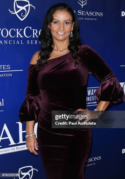 Actress Lisa Bubbles Brunson attends the 28th annual Talk Of The Town gala at The Beverly Hilton Hotel on November 18, 2017 in Beverly Hills,...