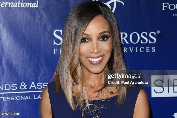 Personality Shaun Robinson attends the 28th annual Talk Of The Town gala at The Beverly Hilton Hotel on November 18, 2017 in Beverly Hills,...