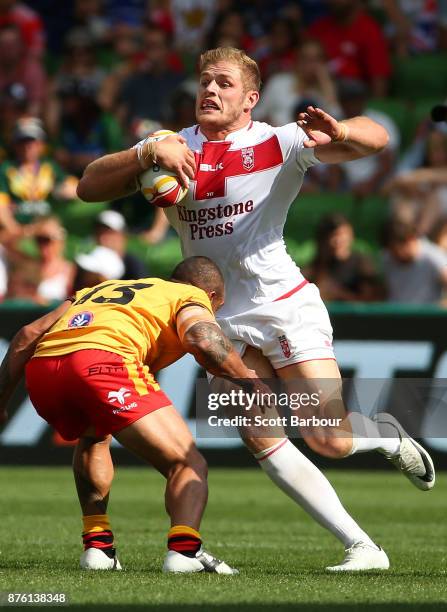 Thomas Burgess of England runs with the ball during the 2017 Rugby League World Cup Quarter Final match between England and Papua New Guinea Kumuls...