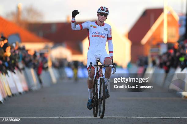 1st WC Bogense 2017 Arrival / Mathieu VAN DER POEL White UCI Cyclocross Leader Jersey / Celebration / World Cup /