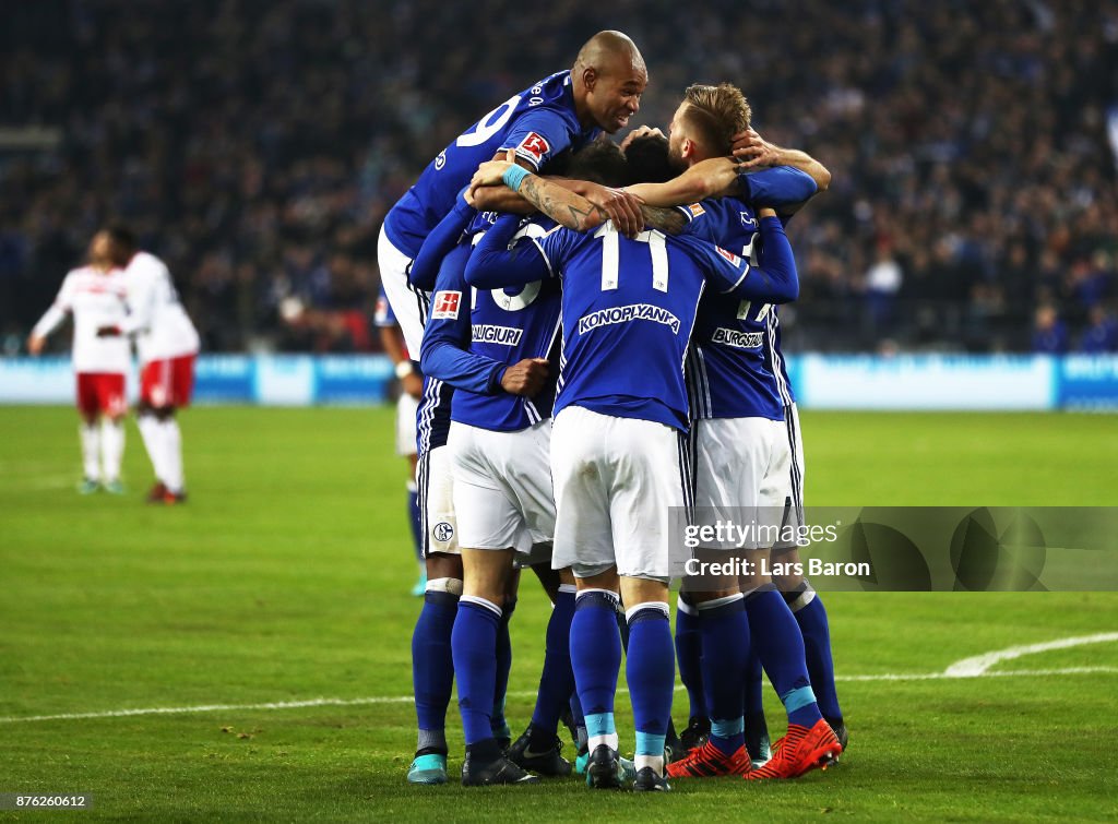 FC Schalke 04 v Hamburger SV - Bundesliga