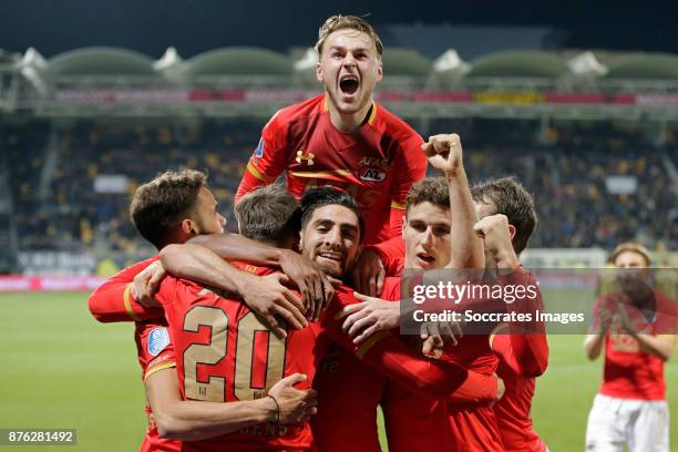 Mats Seuntjens of AZ Alkmaar celebrates 0-1 with Pantelis Hatzidiakos of AZ Alkmaar, Alireza Jahanbakhsh of AZ Alkmaar, Teun Koopmeiners of AZ...