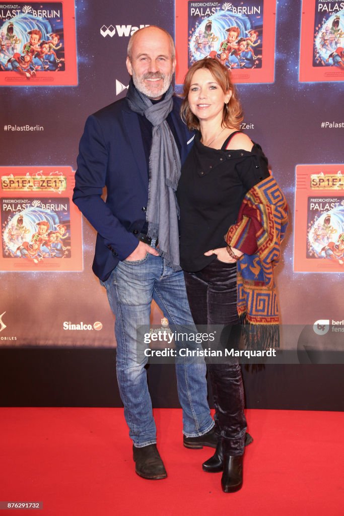 'Spiel mit der Zeit' Premiere In Berlin