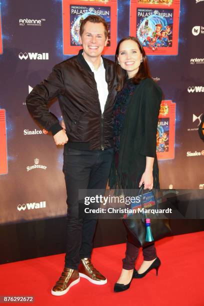 Malte Arkona and Anna-Maria List attends the premiere of the children show 'Spiel mit der Zeit' at Friedrichstadtpalast on November 19, 2017 in...