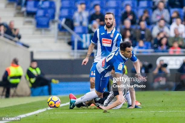 Espanyol midfielder Jose Manuel Jurado and Valencia CF defender Toni Lato during the match between RCD Espanyol vs Valencia CF, for the round 12 of...