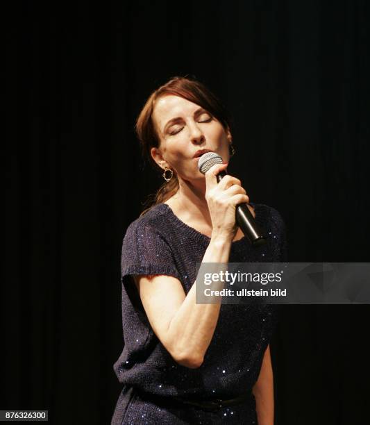 Sängerin Anna Maria Kaufmann aufgenommen bei Proben für eine Show im Variete Wintergarten in Berlin