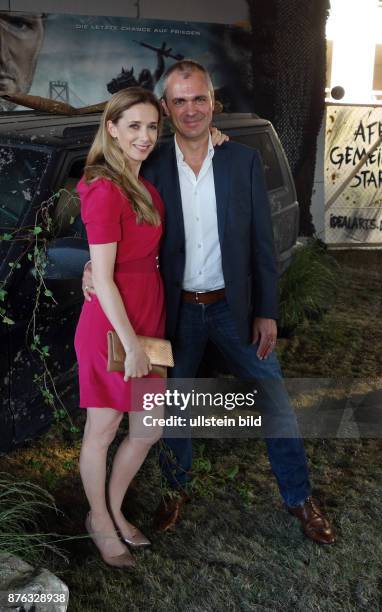 Schauspielerin Kristin Meyer und Patrick Winczewski aufgenommen bei der Casino Night zum Filmstart von Planet der Affen Revolution in der Humboldt...