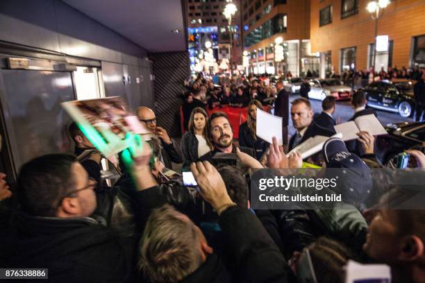 Deutschland Germany Berlin 64. Berlinale, das Internationale Filmfestival in der deutschen Hauptstadt. Christian Bale, Schauspieler in ' American...