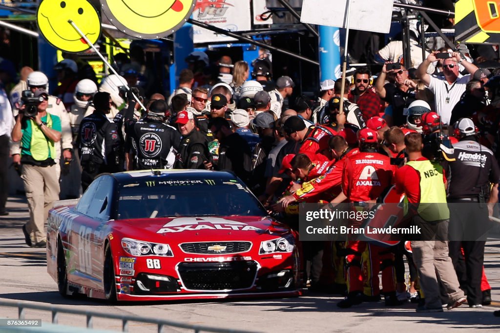 Monster Energy NASCAR Cup Series Championship Ford EcoBoost 400