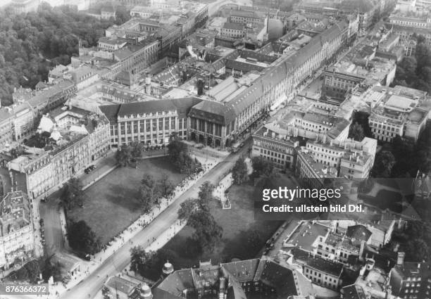 Luftaufnahme des Leipziger Platzes mit dem Kaufhaus Wertheim und dem Preussischen Herrenhaus - um 1920