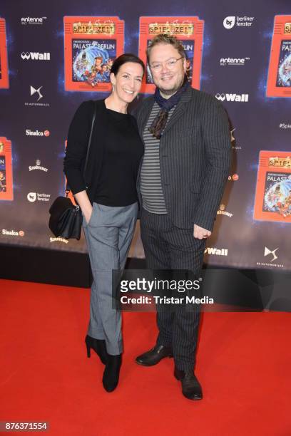 Ulrike Frank and her husband Marc Schubring attend the premiere of the children's show 'Spiel mit der Zeit' at Friedrichstadtpalast on November 19,...