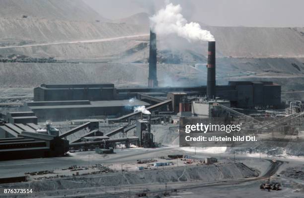 CHILE. CHUQUICAMATA OPEN CAST COPPER MINE IN NORTHERN CHILE. CDREF00613